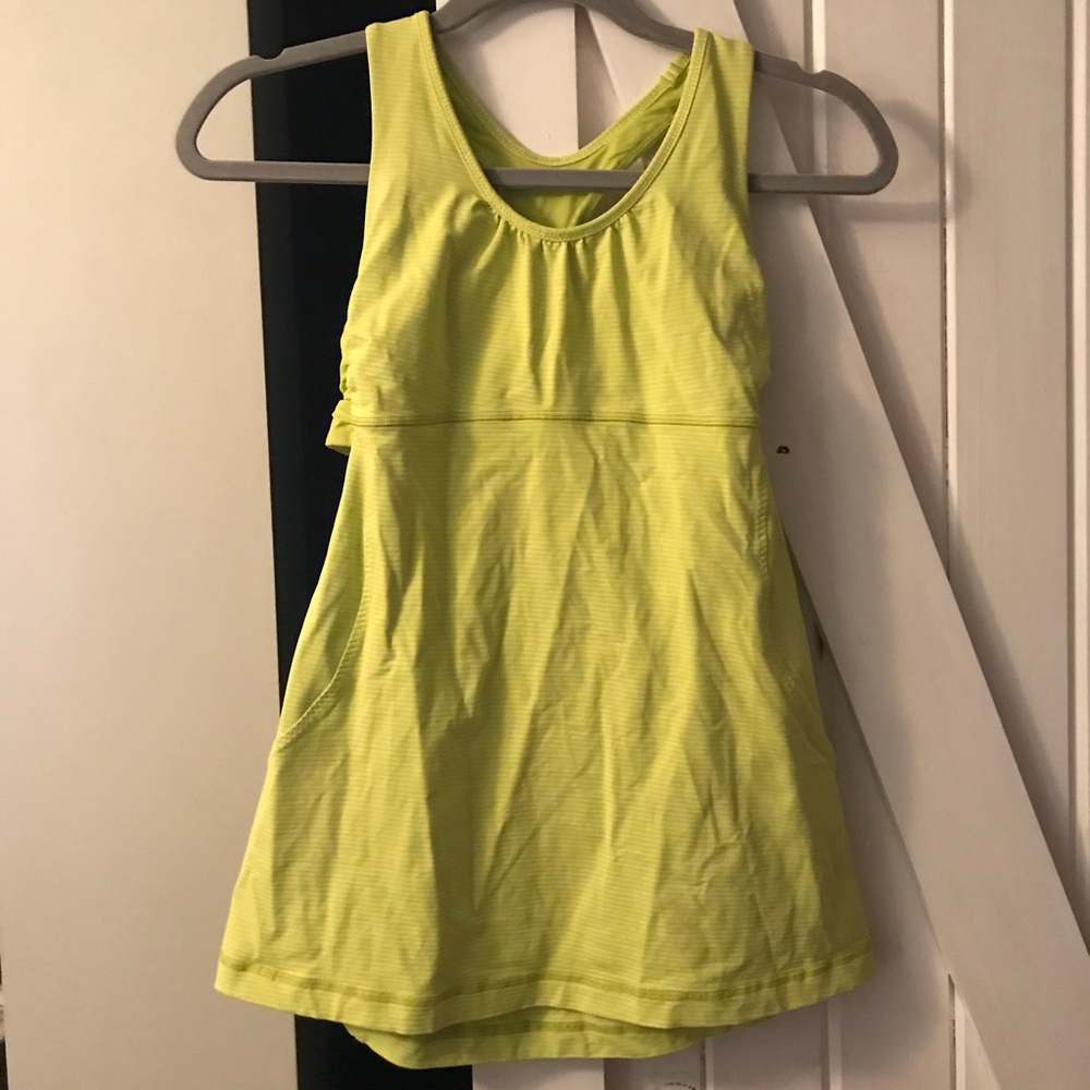 Lululemon athletica Turbo Tank - split pea color